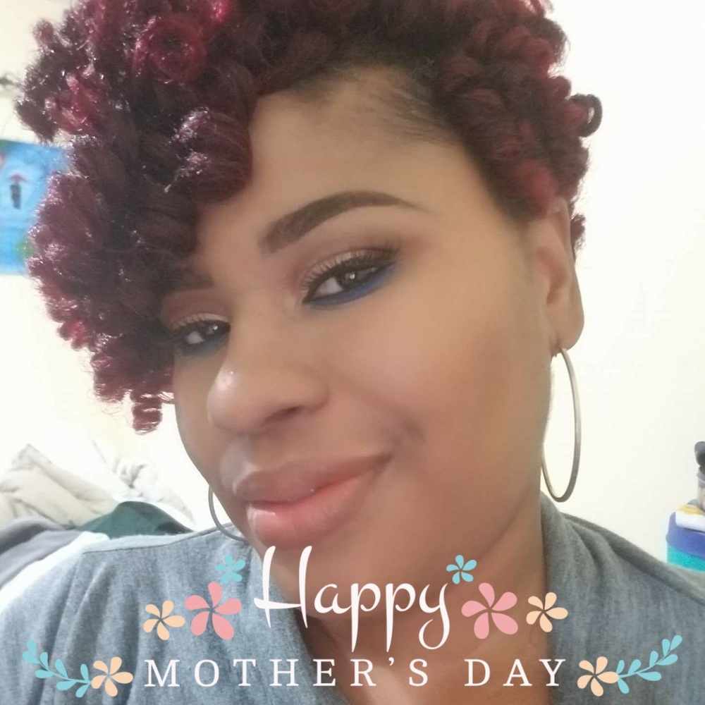 Meet your Posher, Tia